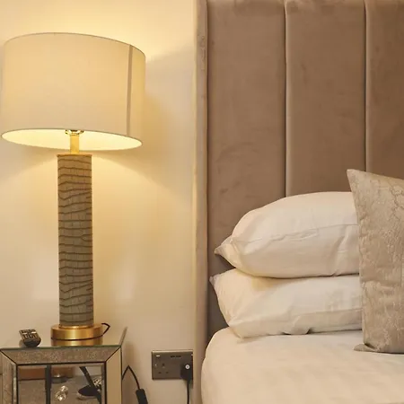 Deluxe City Modern Apt&Free Parking No Balcony Leeds  Exterior foto